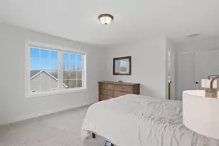 108 Joyce Wy, New Windsor, NY 12553 - Photo 18