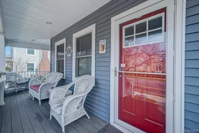 407 Wiggins Street, Greenport, NY 11944 - Photo 6