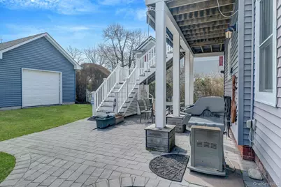 407 Wiggins Street, Greenport, NY 11944 - Photo 12