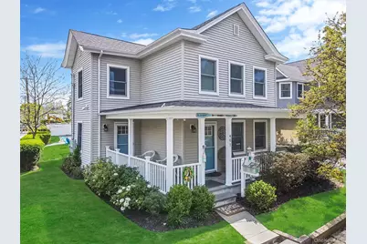 401 Wiggins Street, Greenport, NY 11944 - Photo 2