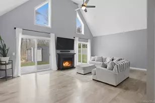 1227 Burlingham Rd, Pine Bush, NY 12566 - Photo 8