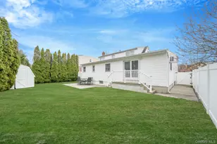 77 Tyrconnell Ave, Massapequa Park, NY 11762 - Photo 34