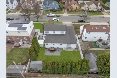 77 Tyrconnell Avenue, Massapequa Park, NY 11762 - Photo 38