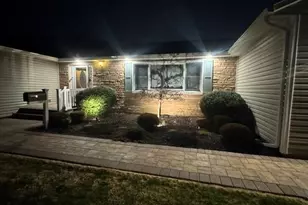 1390 Thompson Dr, Bay Shore, NY 11706 - Photo 28
