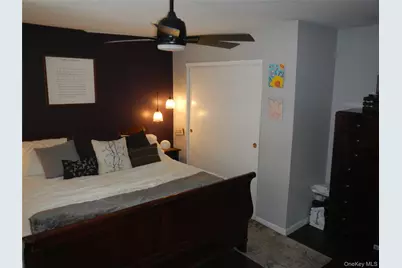 146 Millard Avenue #146, West Babylon, NY 11704 - Photo 18