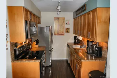 146 Millard Avenue #146, West Babylon, NY 11704 - Photo 6