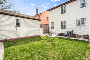 104-63 123rd St, Richmond Hill, NY 11419 - Photo 18