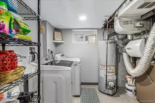 104-63 123rd St, Richmond Hill, NY 11419 - Photo 16