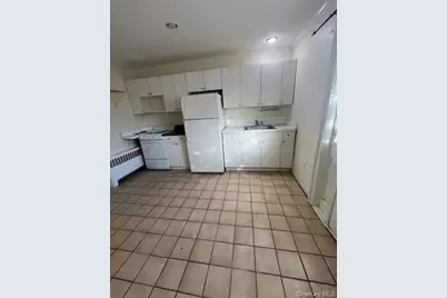 117 Blydenburg Avenue #B, Smithtown, NY 11787 - Photo 6