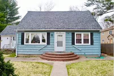 117 Blydenburg Avenue #B, Smithtown, NY 11787 - Photo 1