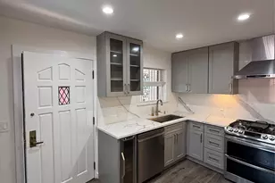 1090 Pelham Pkwy S, Bronx, NY 10461 - Photo 8