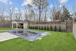 6 W Landing Rd, Hampton Bays, NY 11946 - Photo 12