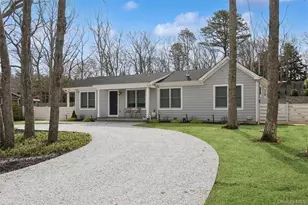 6 W Landing Rd, Hampton Bays, NY 11946 - Photo 2