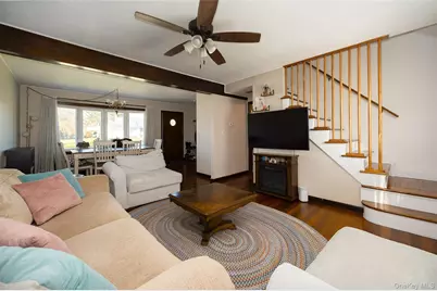 6 Gale Drive, Poughkeepsie, NY 12603 - Photo 8