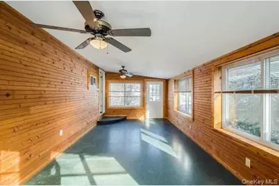 6 Gale Drive, Poughkeepsie, NY 12603 - Photo 20