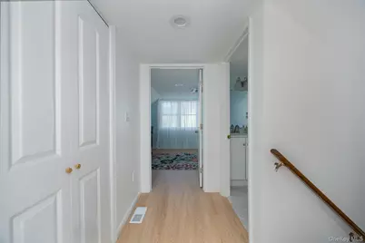 6 Gale Drive, Poughkeepsie, NY 12603 - Photo 18