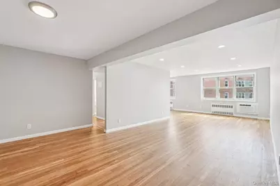 98 Dehaven Drive #4C, Yonkers, NY 10703 - Photo 1