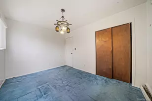 6 Oatley Pl, Commack, NY 11725 - Photo 10