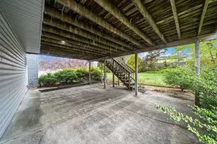 6 Oatley Pl, Commack, NY 11725 - Photo 8