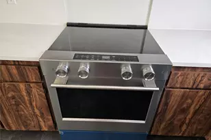 74 Ashwood Rd, Port Washington, NY 11050 - Photo 8