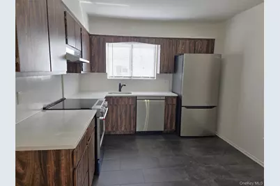 74 Ashwood Road #1st Fl., Port Washington, NY 11050 - Photo 6