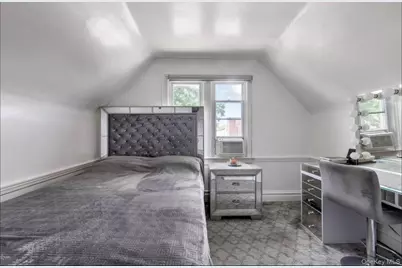 16711 81st Avenue, Hillcrest (Queens), NY 11432 - Photo 14