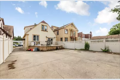 16711 81st Avenue, Hillcrest (Queens), NY 11432 - Photo 2
