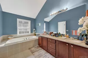 30 Meadowood Ln, Wappingers Falls, NY 12590 - Photo 38