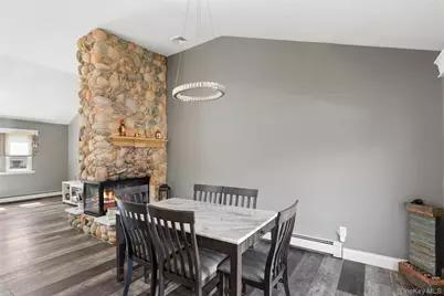 23 Southfield Road, Middle Island, NY 11953 - Photo 6