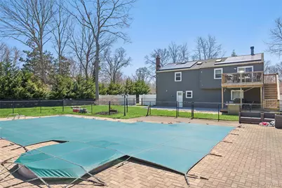 23 Southfield Road, Middle Island, NY 11953 - Photo 20