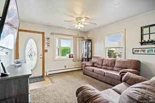 80 Cherubina Ln, North Babylon, NY 11703 - Photo 6