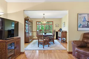 23 Abbey Ln, Setauket, NY 11733 - Photo 4