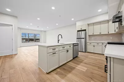 80 Division Street #104, Patchogue, NY 11772 - Photo 2