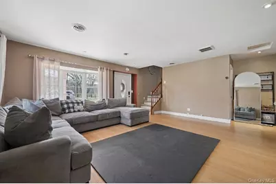 25 Hollis Street, Highland Mills, NY 10930 - Photo 4