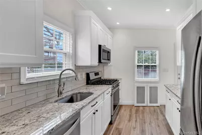 37 Fountain Avenue, Rockville Centre, NY 11570 - Photo 14