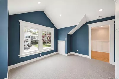71 Mc Cue, Babylon, NY 11702 - Photo 40