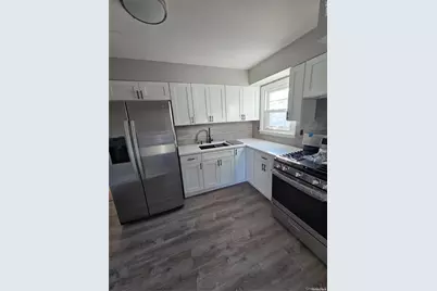 70 E Valley Stream Boulevard #2, Valley Stream, NY 11580 - Photo 1