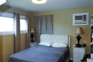 15 Penndale Dr, Amityville, NY 11701 - Photo 10