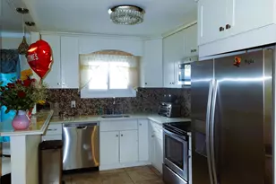 15 Penndale Dr, Amityville, NY 11701 - Photo 8