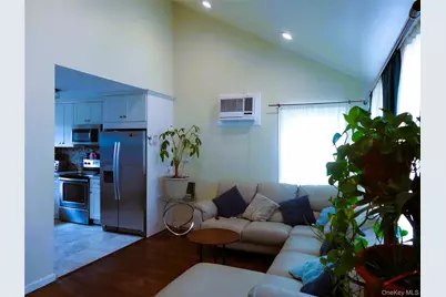 15 Penndale Drive, Amityville, NY 11701 - Photo 6