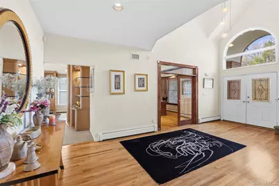 23 Mary Court, Melville, NY 11747 - Photo 4