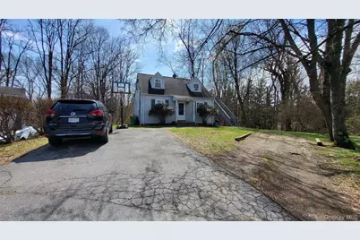 47 Kinderhook Drive, Poughkeepsie, NY 12603 - Photo 12