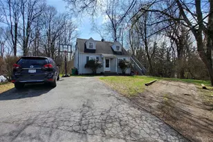 47 Kinderhook Dr, Poughkeepsie, NY 12603 - Photo 12