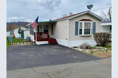 31 N Mountainview Mhp, Stony Point, NY 10980 - Photo 1