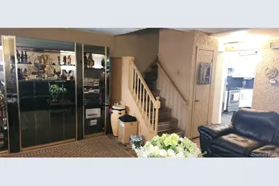 408 Howe Avenue, Bronx, NY 10473 - Photo 10