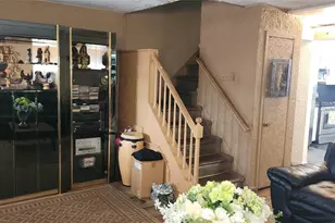 408 Howe Ave, Bronx, NY 10473 - Photo 10