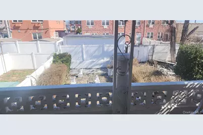 408 Howe Avenue, Bronx, NY 10473 - Photo 16