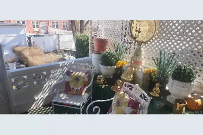 408 Howe Avenue, Bronx, NY 10473 - Photo 14