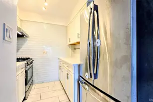 137-05 Franklin Ave, Flushing, NY 11355 - Photo 10