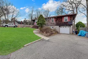 24 Milburn Rd, Sound Beach, NY 11789 - Photo 30